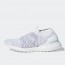 SEPATU LARI ADIDAS Ultraboost Laceless