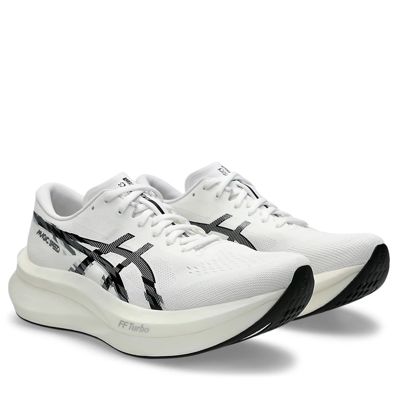 SEPATU LARI ASICS MAGIC SPEED 4