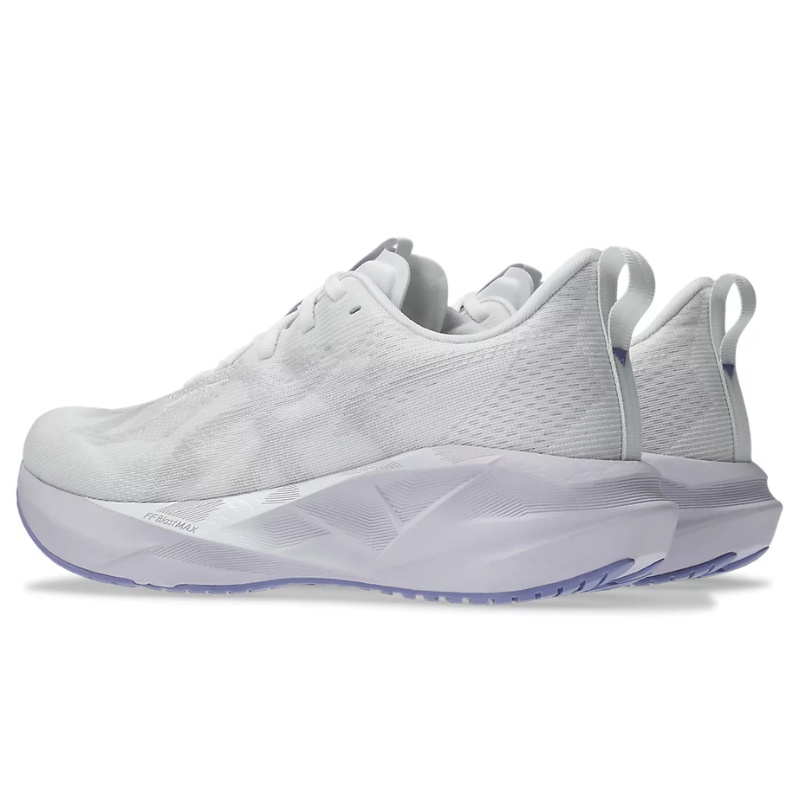 SEPATU LARI ASICS WMNS NOVABLAST 5