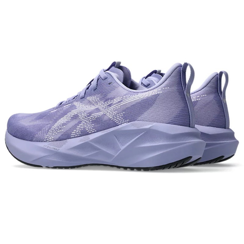 SEPATU LARI ASICS WMNS NOVABLAST 5