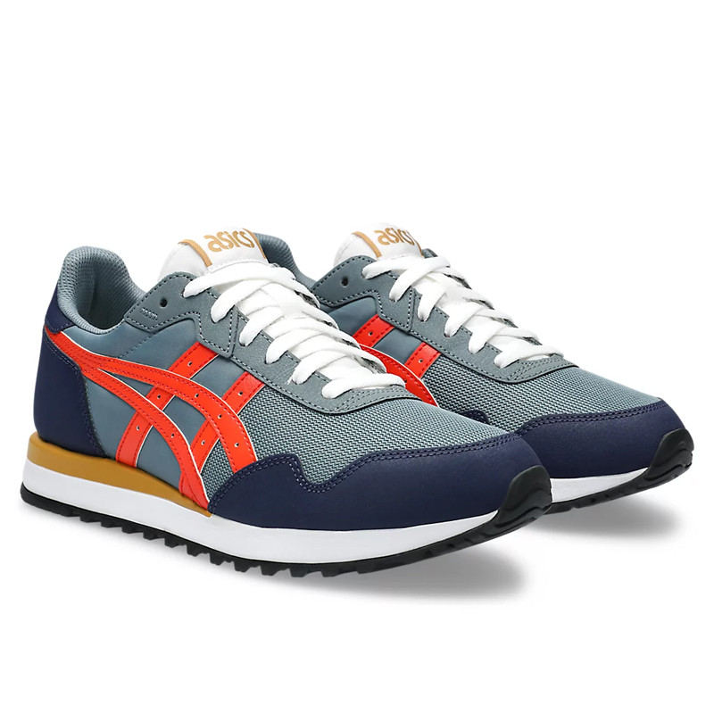 SEPATU SNEAKERS ASICS TIGER RUNNER II