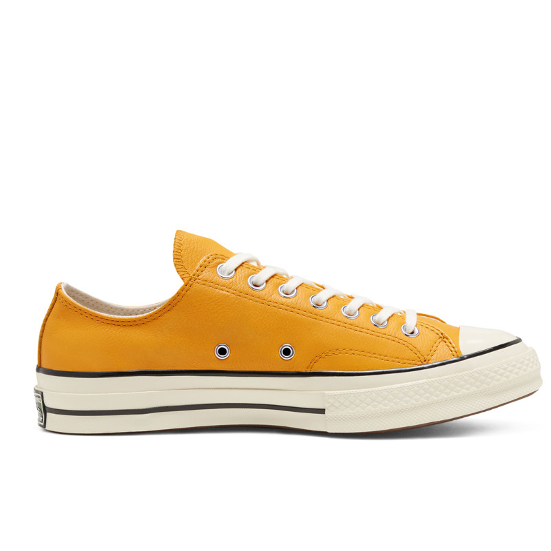 SEPATU SNEAKERS CONVERSE Chuck 70 Seasonal Leather