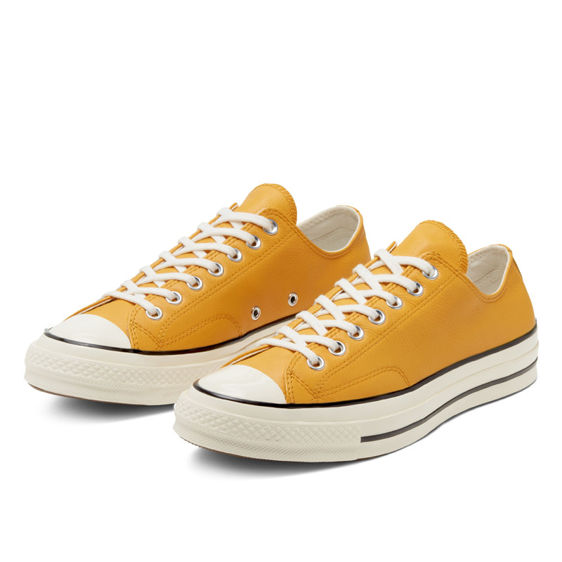 SEPATU SNEAKERS CONVERSE Chuck 70 Seasonal Leather