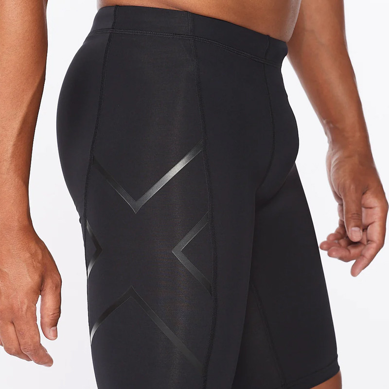 CELANA TRAINING 2XU Core Compression Shorts