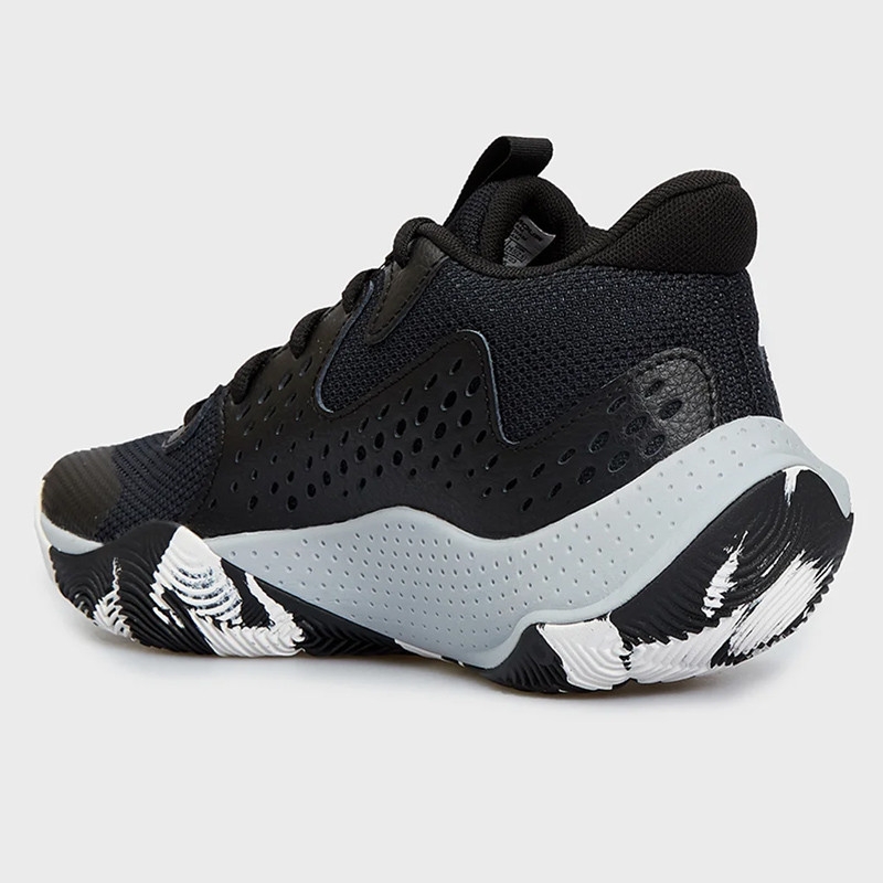 SEPATU BASKET UNDER ARMOUR UA Jet '23