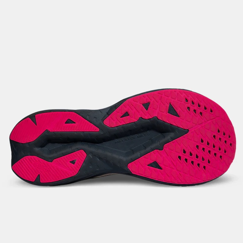 SEPATU LARI MILLS Enerstrike Hyper