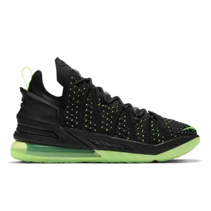 SEPATU BASKET NIKE LeBron 18 Dunkman