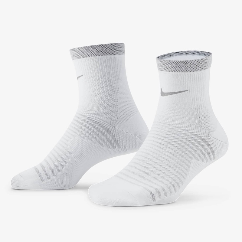 KAOS KAKI LARI NIKE Spark Lightweight Ankle Socks