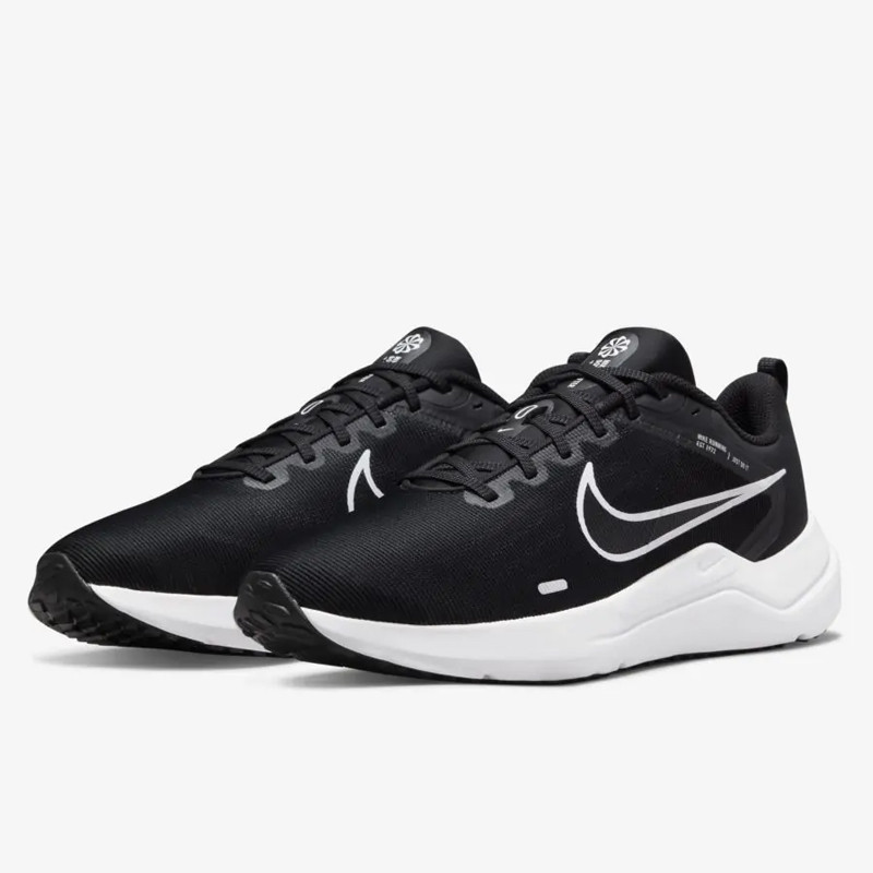 SEPATU LARI NIKE Downshifter 12