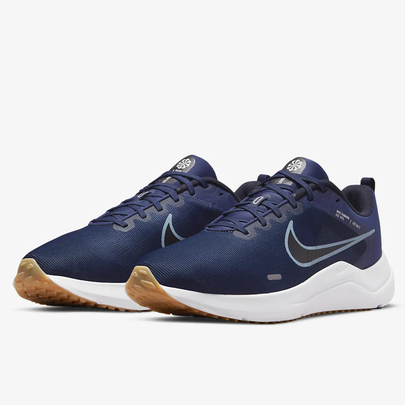 SEPATU LARI NIKE Downshifter 12