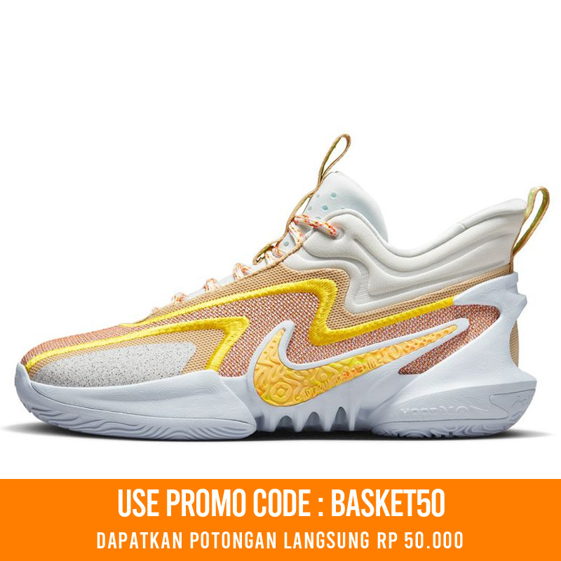 SEPATU BASKET NIKE Cosmic Unity 2