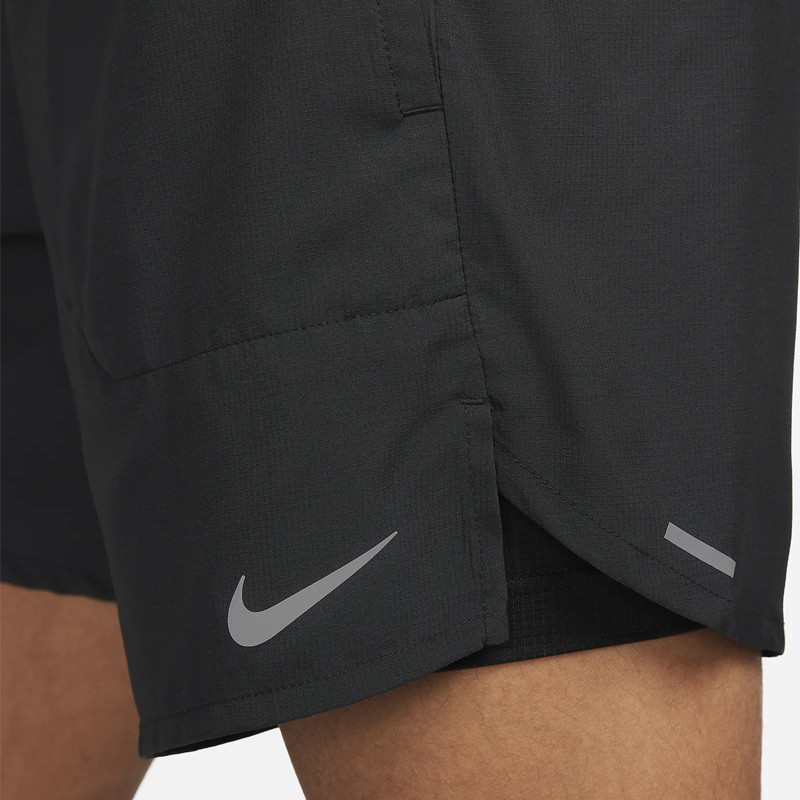 CELANA LARI NIKE Dri-FIT Stride 18cm 2-in-1 Shorts