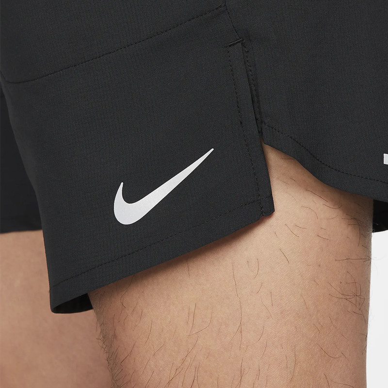 CELANA LARI NIKE Dri-FIT Stride 7Inch Brief-Lined Shorts