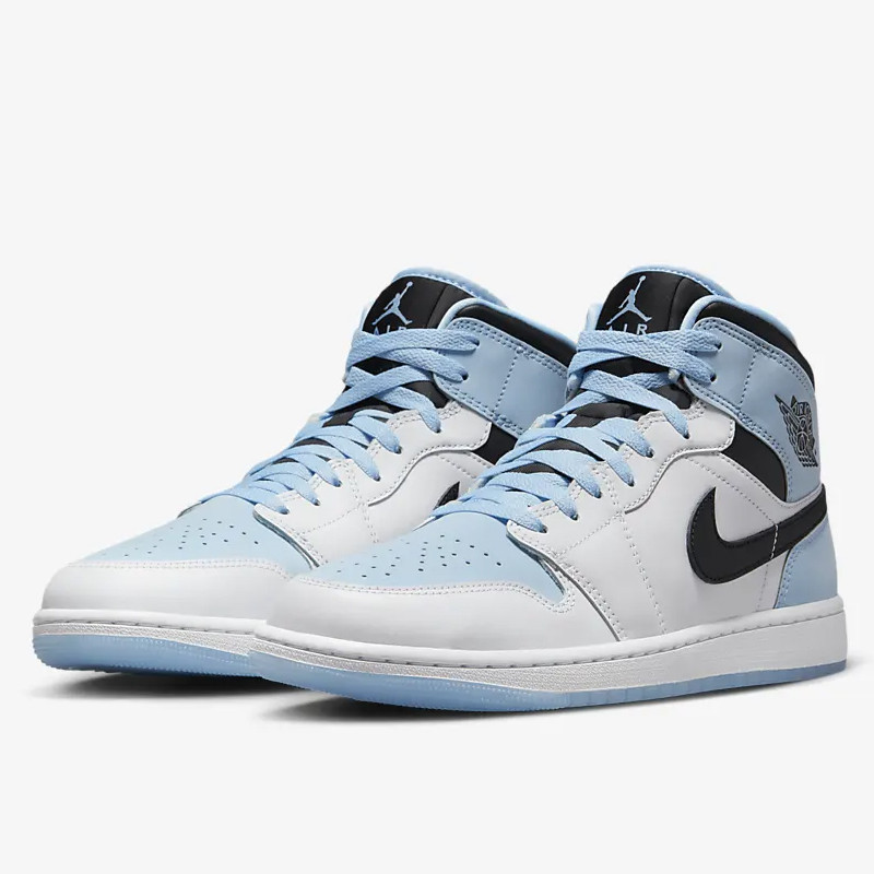 SEPATU SNEAKERS AIR JORDAN AJ 1 Mid SE