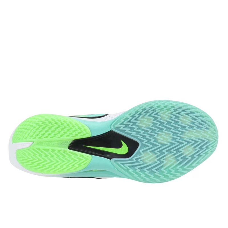 SEPATU BASKET NIKE G.T. CUT 3 EP