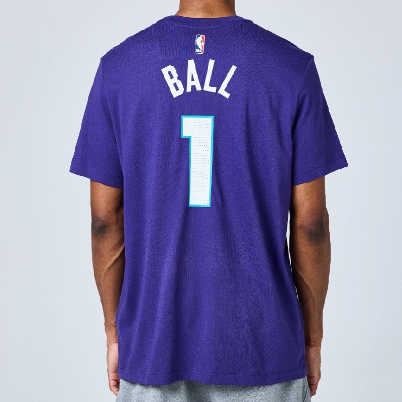 BAJU BASKET AIR JORDAN Lamelo Ball Charlotte Hornets Statement Edition Tee