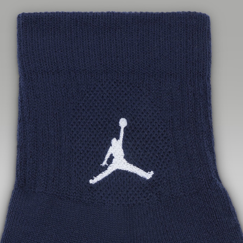 KAOS KAKI BASKET AIR JORDAN Everyday Ankle Socks