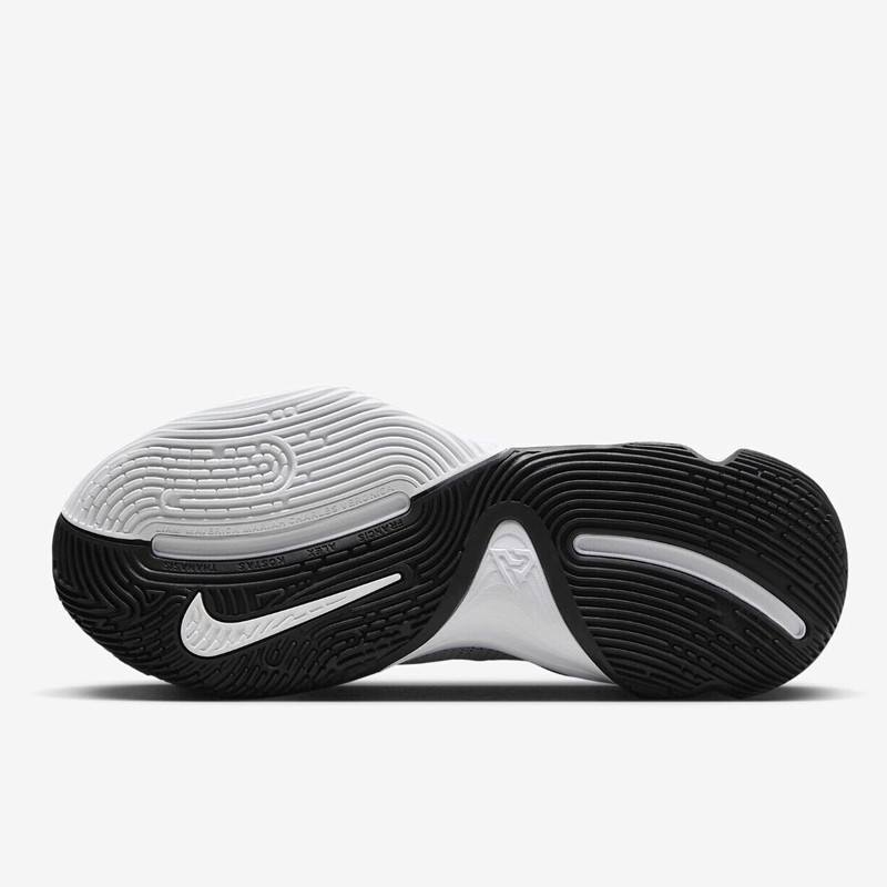 SEPATU BASKET NIKE Giannis Immortality 3 EP Oreo