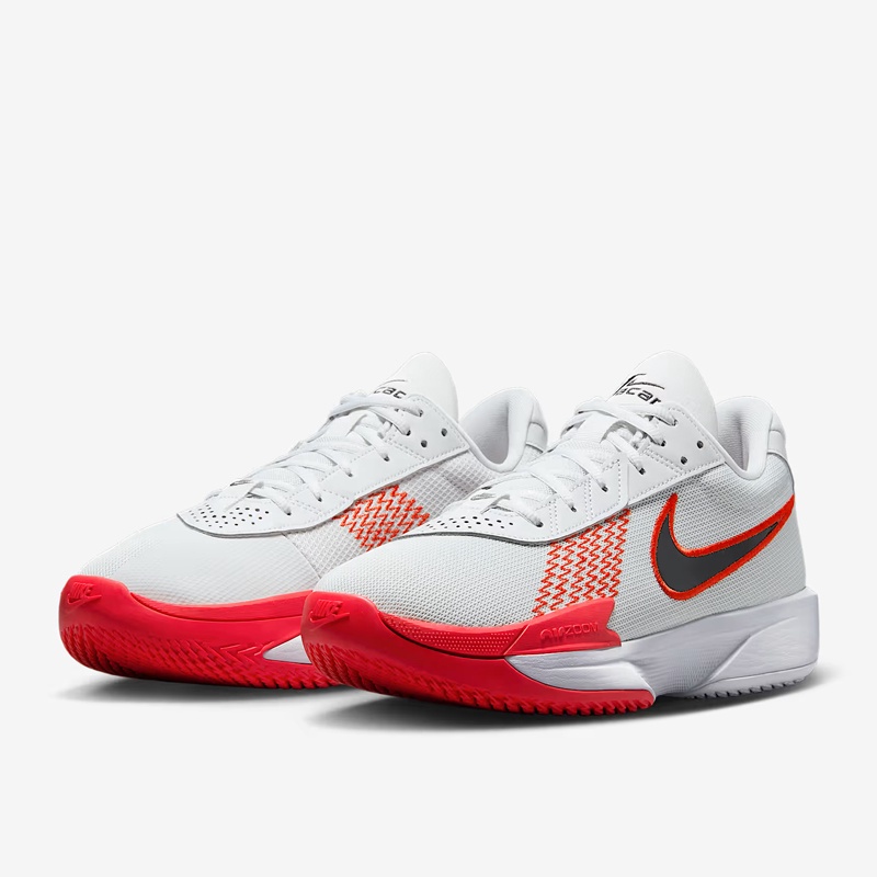SEPATU BASKET NIKE AIR ZOOM G.T. CUT ACADEMY EP