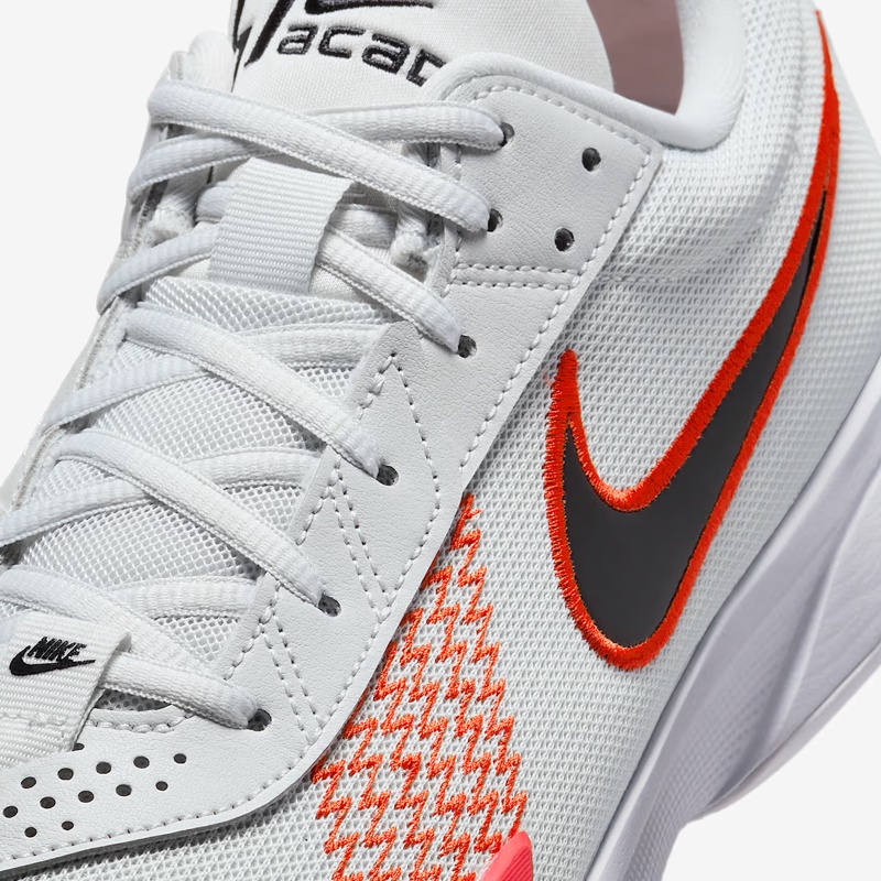 SEPATU BASKET NIKE AIR ZOOM G.T. CUT ACADEMY EP