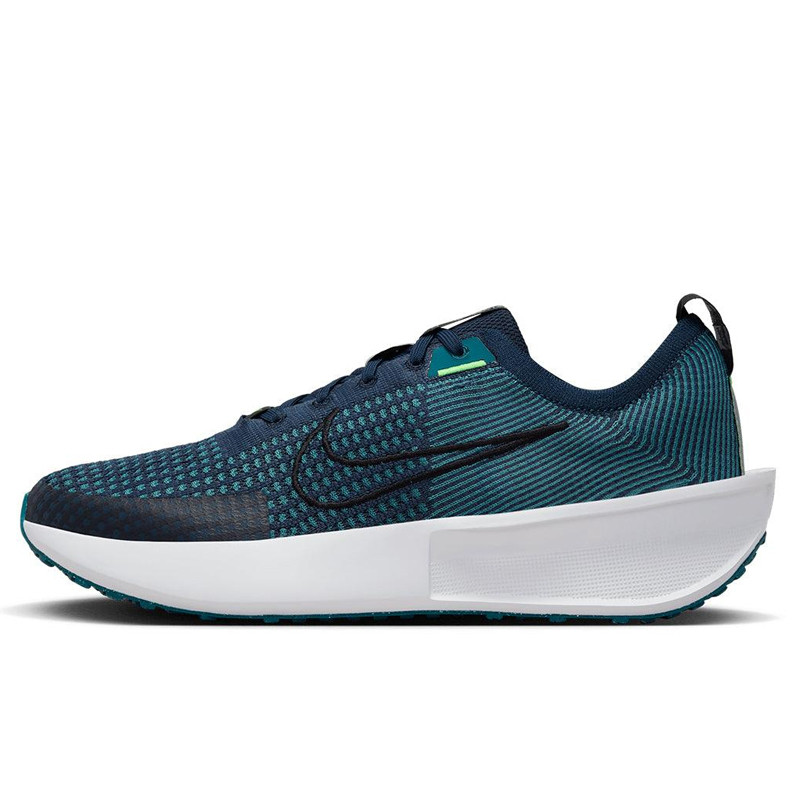 SEPATU LARI NIKE Interact Run