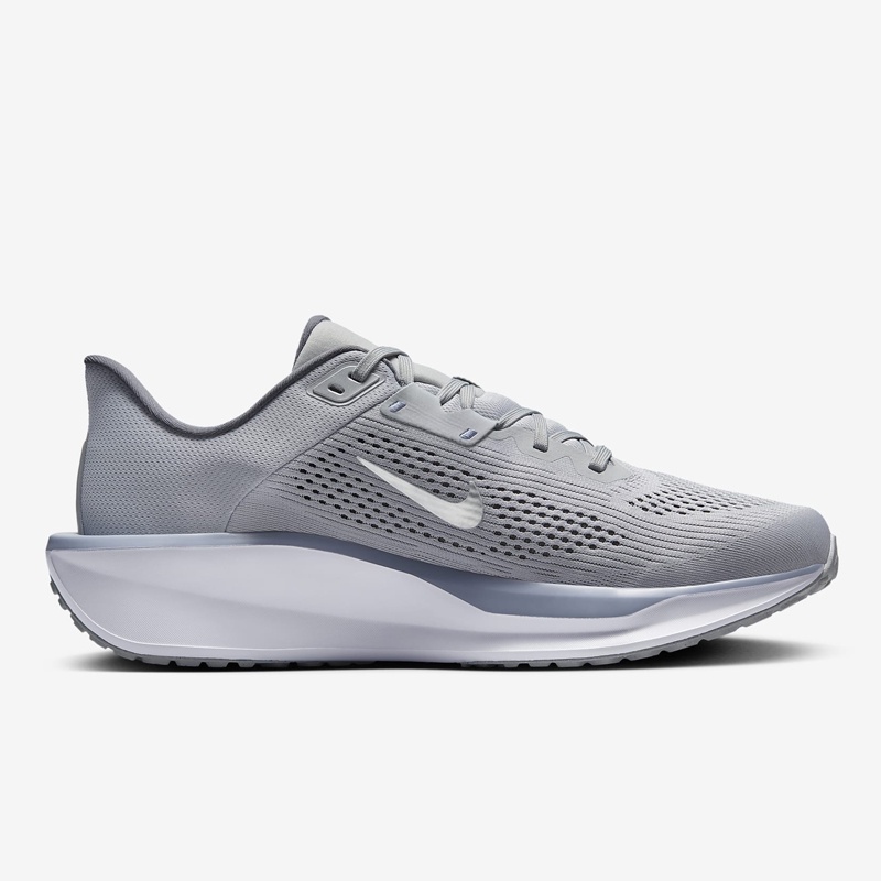 SEPATU LARI NIKE Quest 6