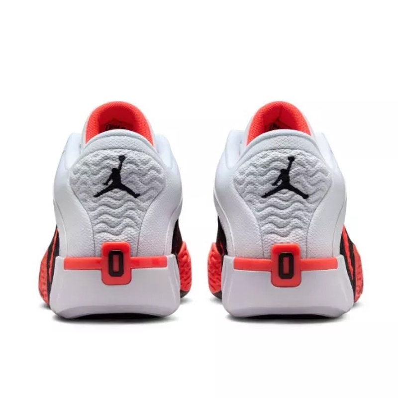 SEPATU BASKET AIR JORDAN Tatum 2 PF Infrared