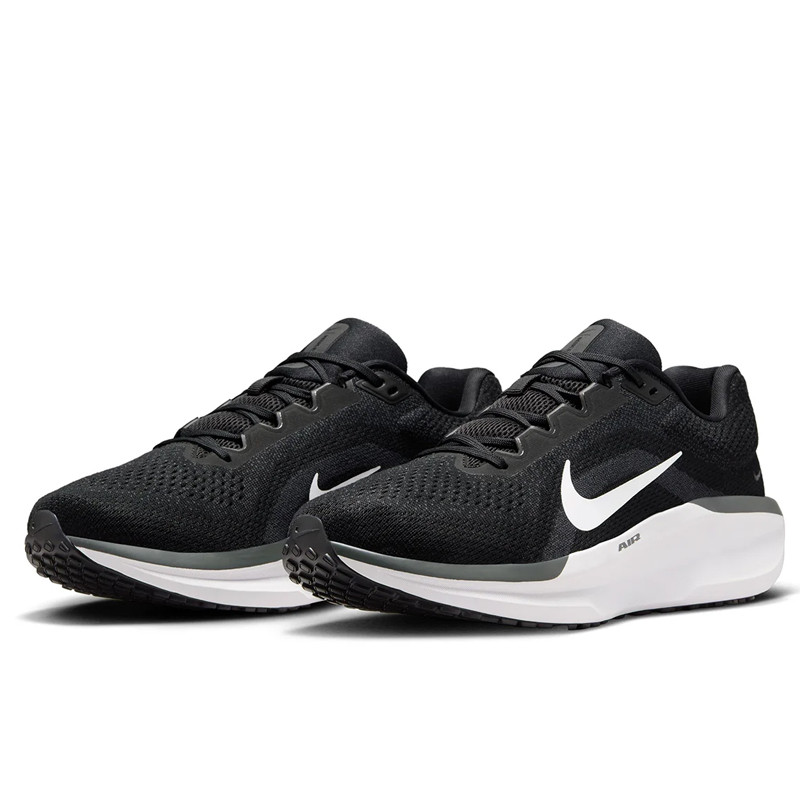 SEPATU LARI NIKE Winflo 11