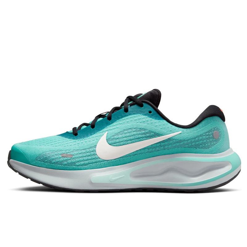 SEPATU LARI NIKE Journey Run