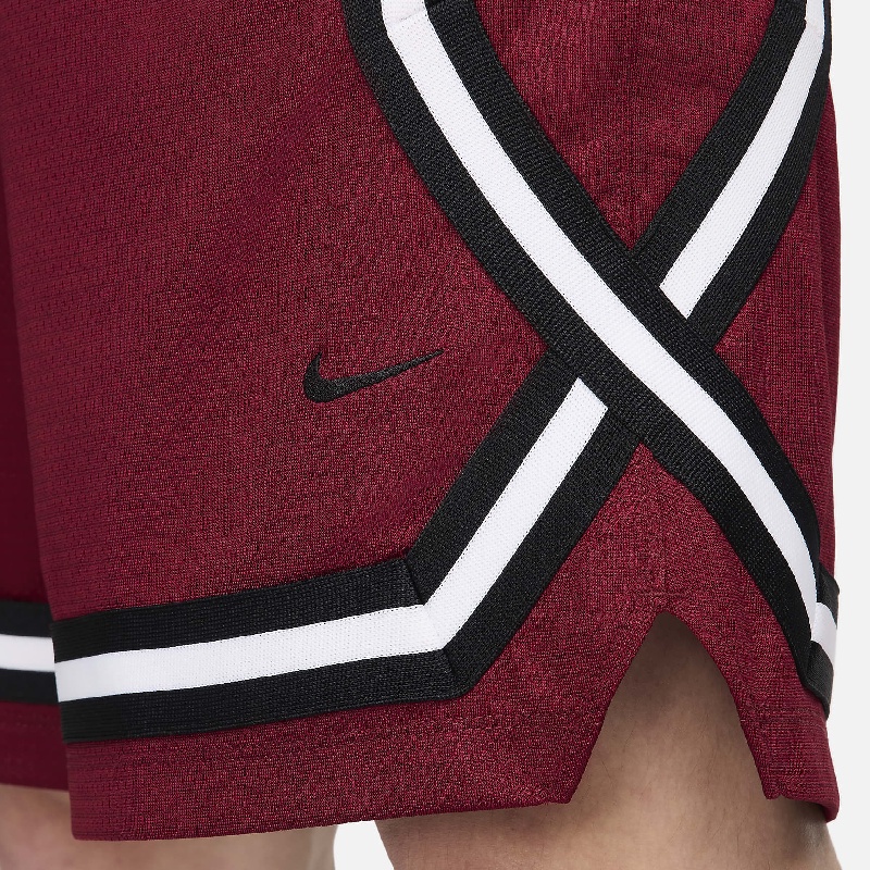 CELANA BASKET NIKE DNA Crossover Shorts