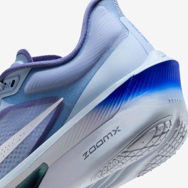 SEPATU LARI NIKE Wmns Zoom Fly 6
