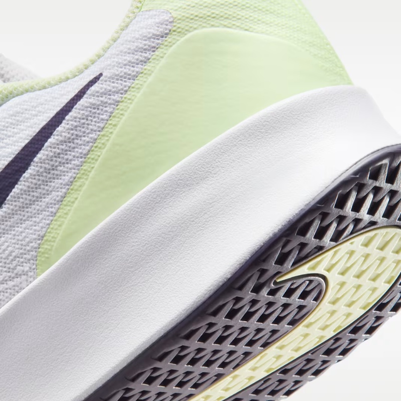 SEPATU TENNIS NIKE Vapor Lite 3