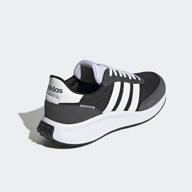 SEPATU SNEAKERS ADIDAS RUN 70S