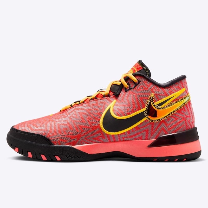 SEPATU BASKET NIKE Lebron NXXT GENISUS EP