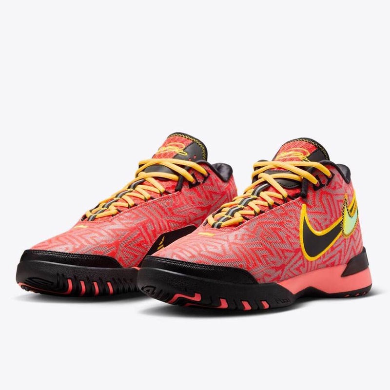 SEPATU BASKET NIKE Lebron NXXT GENISUS EP