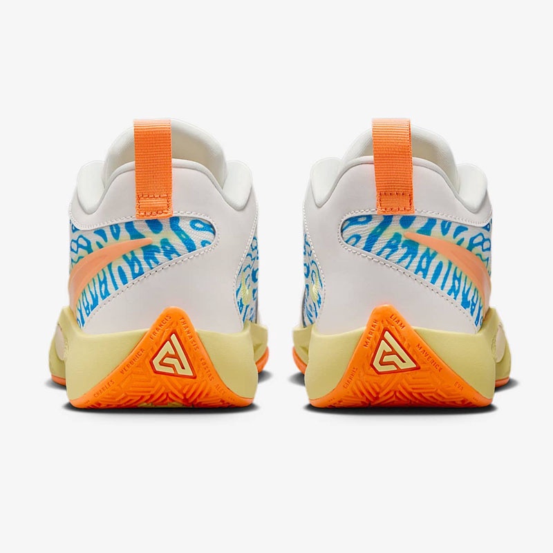SEPATU BASKET NIKE Giannis Zoom Freak 6 GS Lenticular