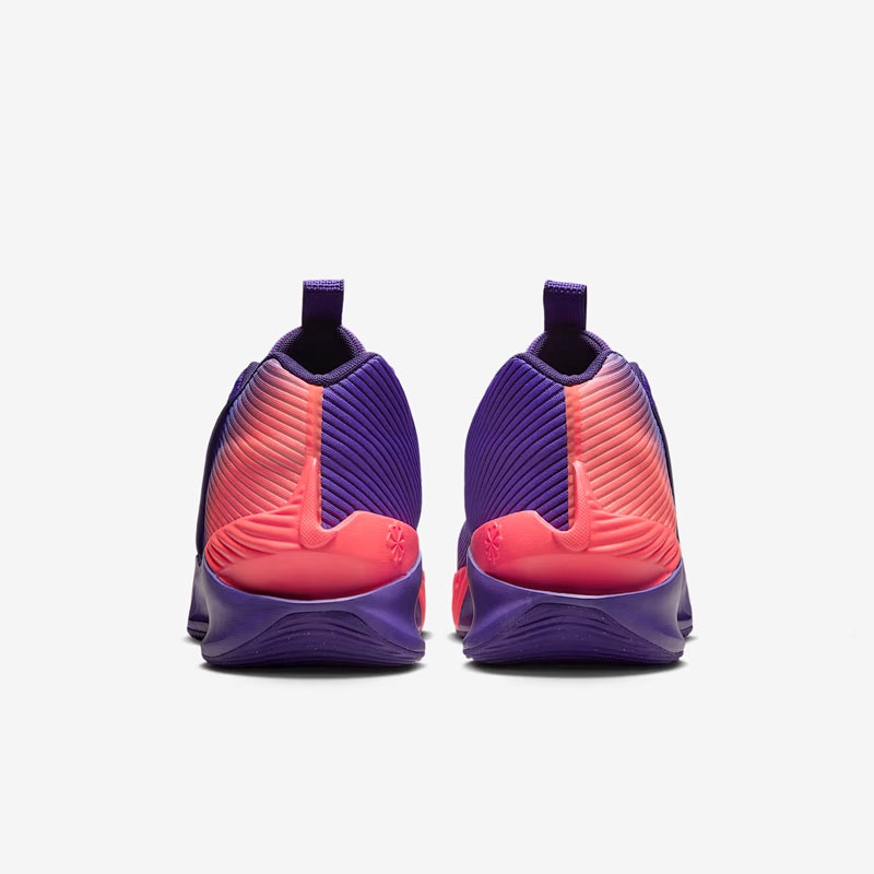 SEPATU BASKET NIKE G.T. Jump Academy EP