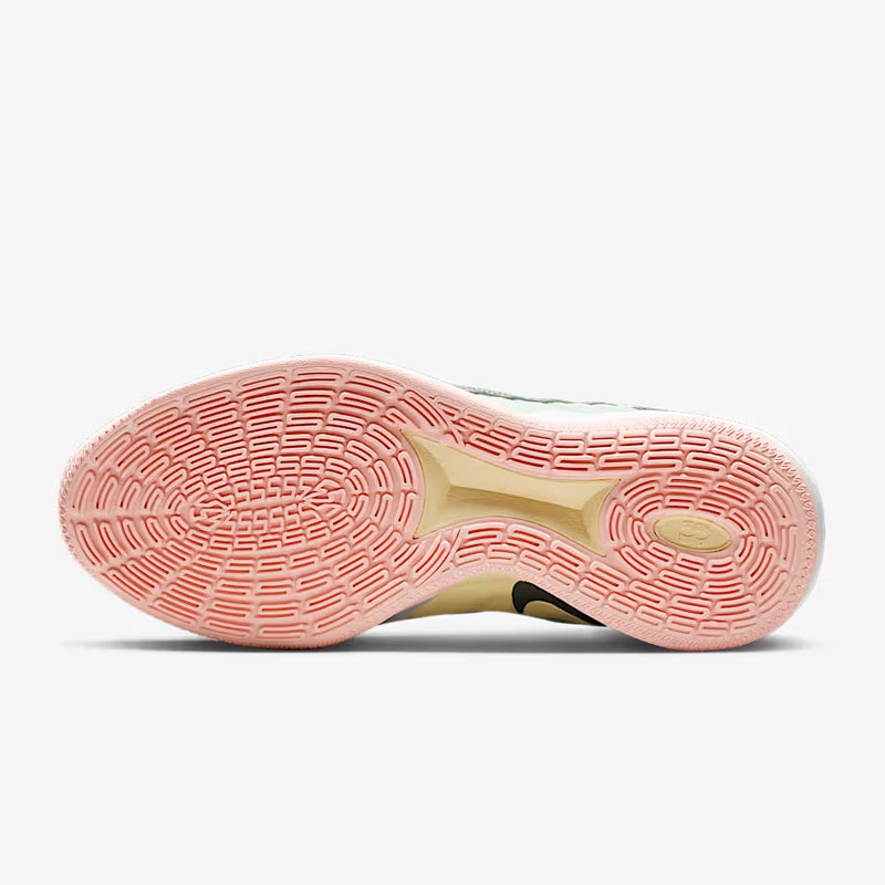 SEPATU BASKET NIKE WMNS SABRINA 3 EP