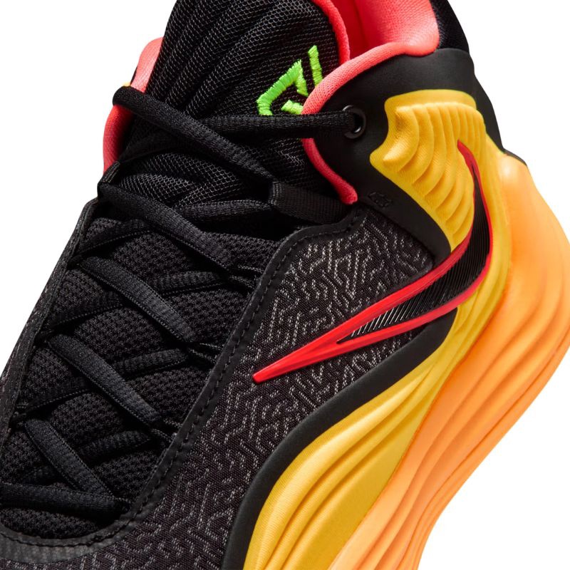 SEPATU BASKET NIKE GIANNIS FREAK 7 EP