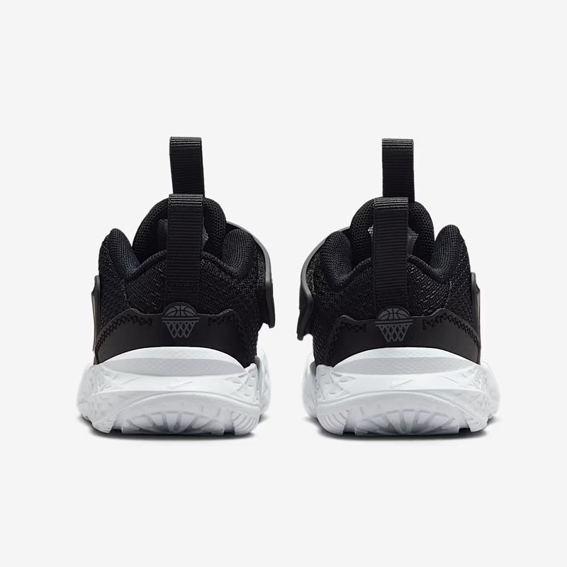 SEPATU BASKET NIKE Team Hustle D PS
