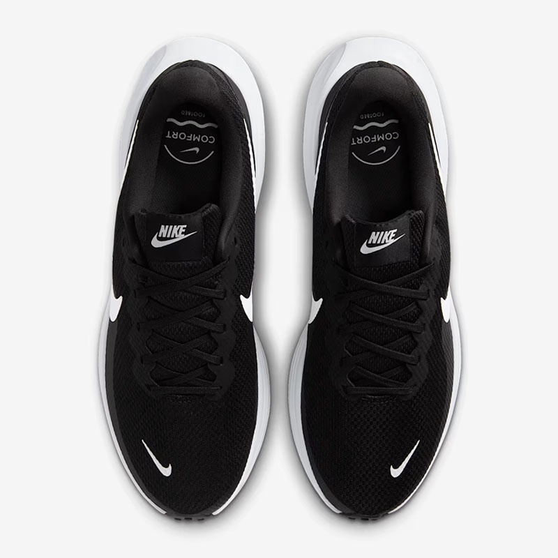 SEPATU LARI NIKE Revolution 8