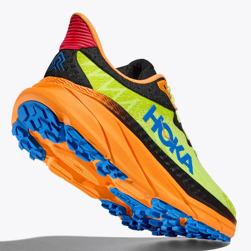 SEPATU TRAIL HOKA ONE ONE Challenger 7