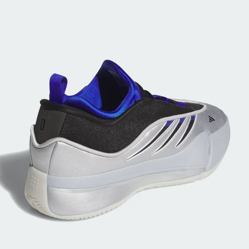 SEPATU BASKET ADIDAS DAME 9