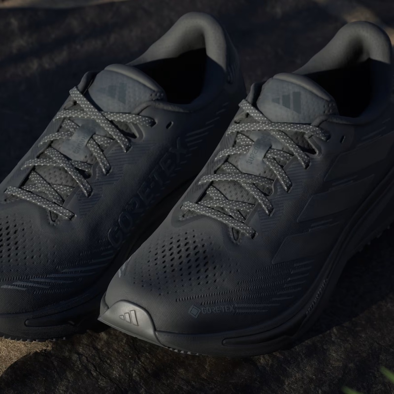 SEPATU LARI ADIDAS SUPERNOVA RISE GTX