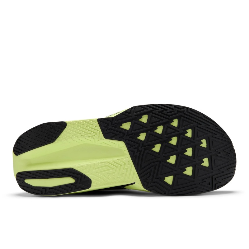 SEPATU LARI NEW BALANCE REBEL V5