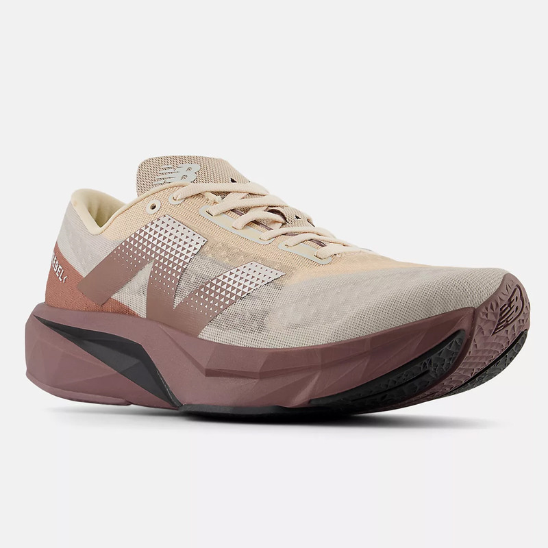 SEPATU LARI NEW BALANCE FuelCell Rebel v4