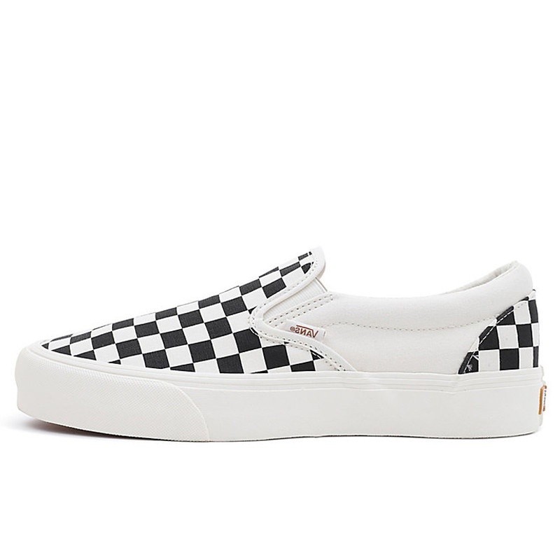 SEPATU SNEAKERS VANS SLIP-ON VR3