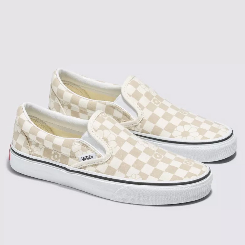 SEPATU SNEAKERS VANS Classic Slip-On Floral Check