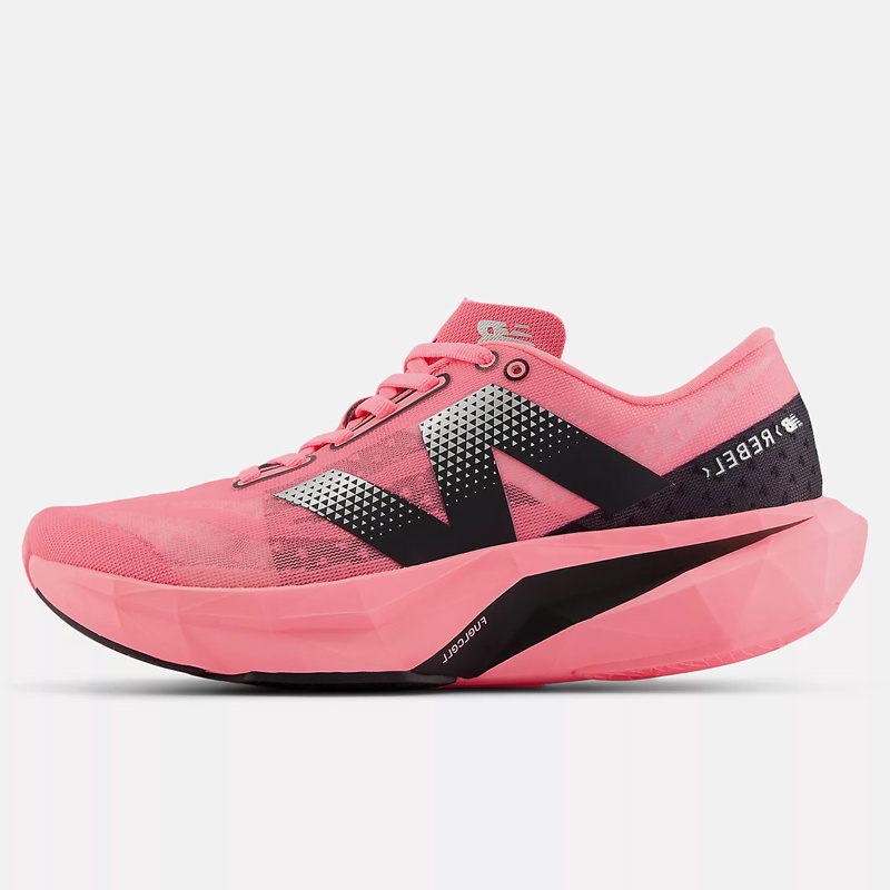 SEPATU LARI NEW BALANCE Wmns FuelCell Rebel v4