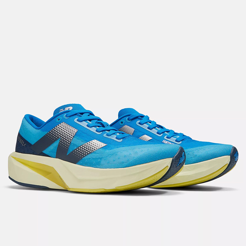 SEPATU LARI NEW BALANCE Wmns FuelCell Rebel v4